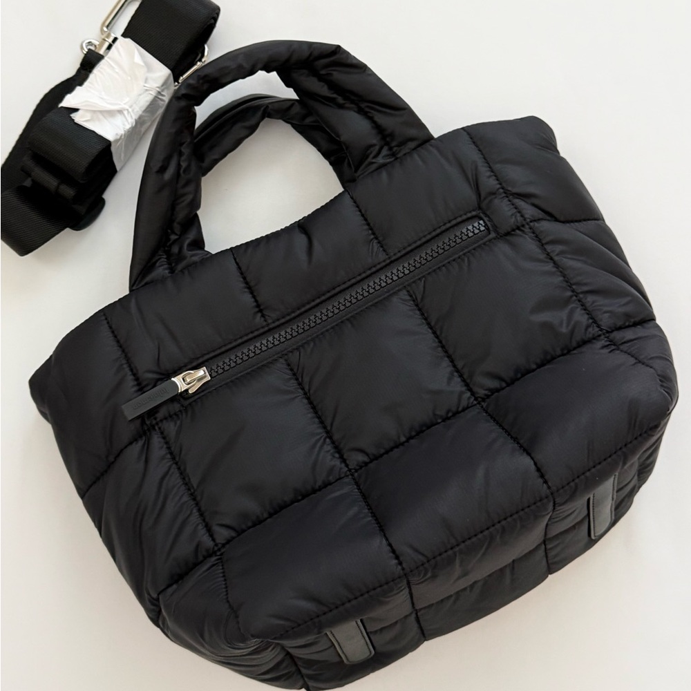 Lululemon Quilted Grid Small Tote, Black - Picture 3 of 16